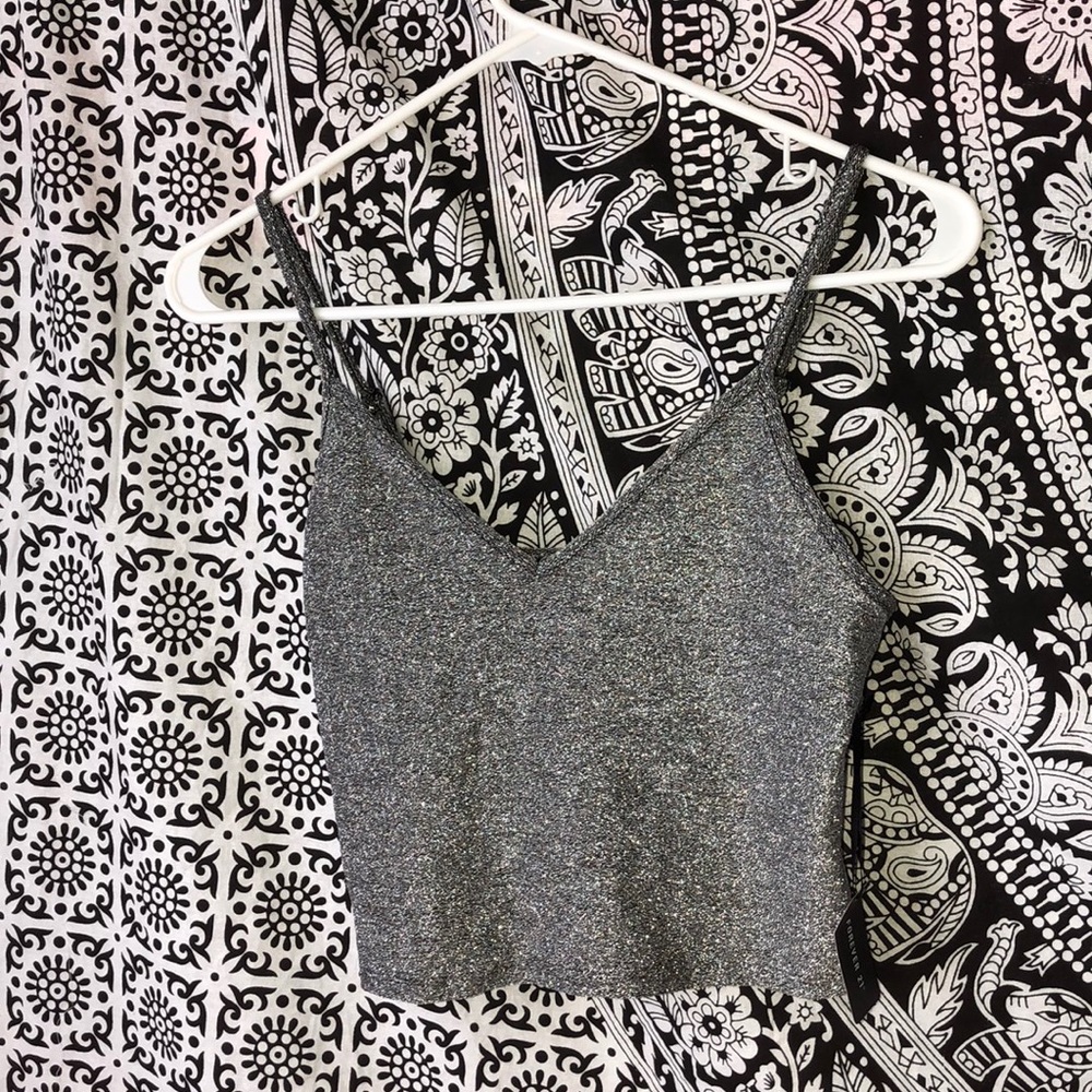 NIGHT OUT GLITTER CROP TOP